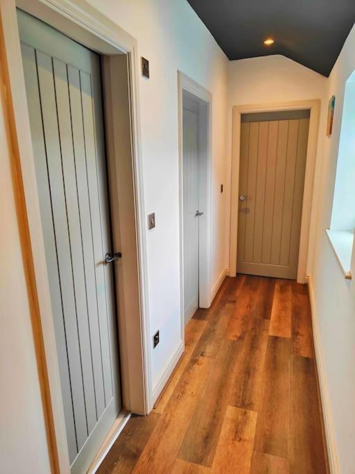 Sloane Modern 2 Bedroom Seafront Apartment Blackpool Dış mekan fotoğraf