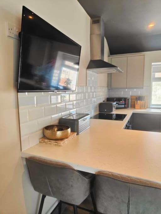 Sloane Modern 2 Bedroom Seafront Apartment Blackpool Dış mekan fotoğraf