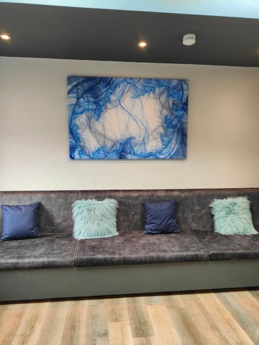Sloane Modern 2 Bedroom Seafront Apartment Blackpool Dış mekan fotoğraf